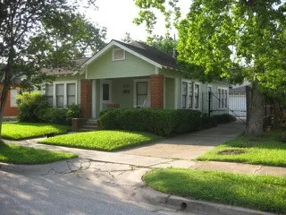 $2,800 | 1021 East 16th Street, Houston, TX 77009