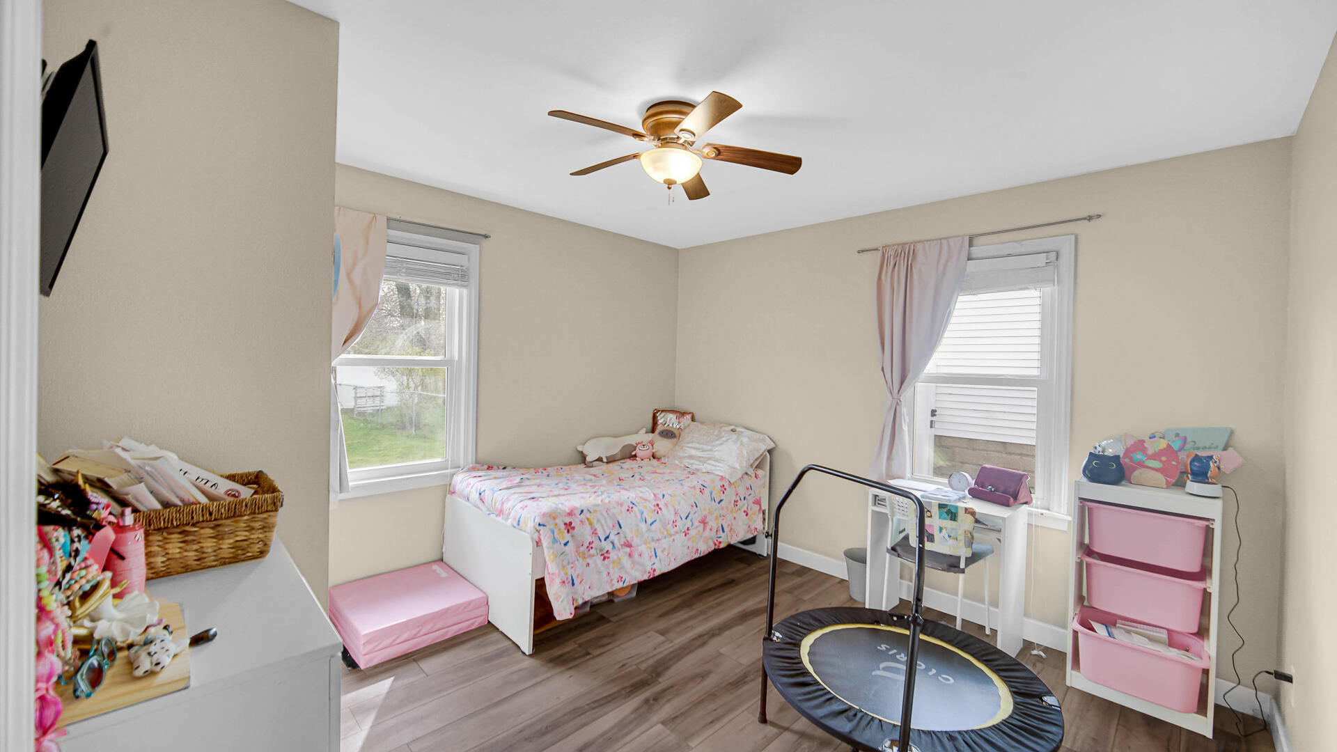 8345 Walnut Drive Munster, IN 46321 - Photo 8 of 15 1920x1080
