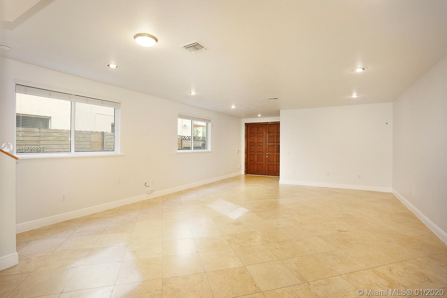 3170 Matilda Street, Unit 3170 Coconut Grove, FL 33133 - Photo 5 of 21