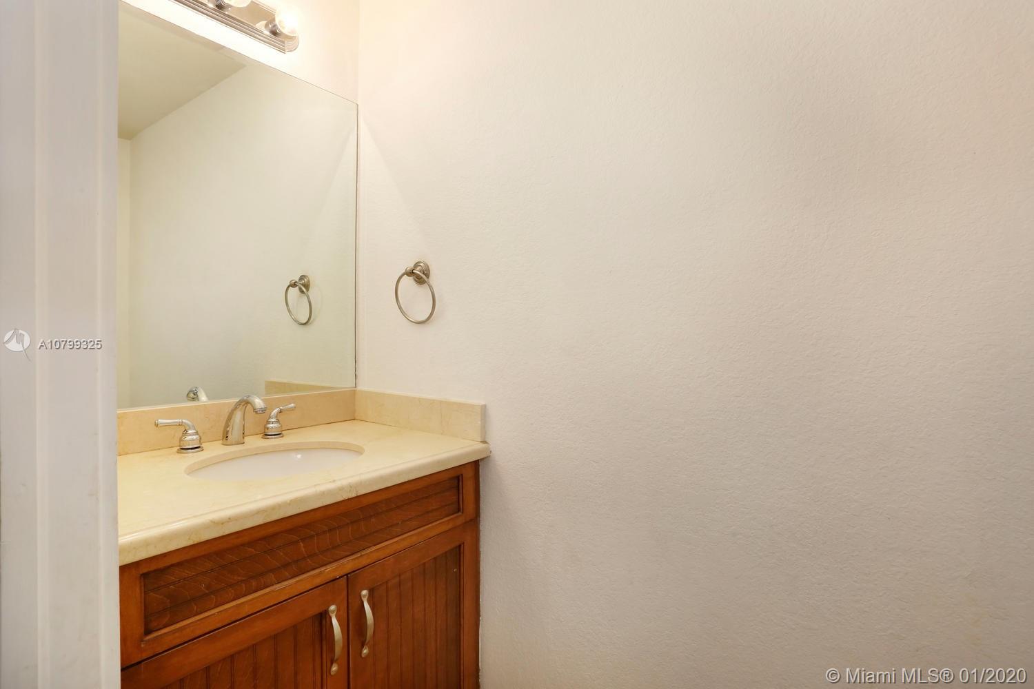 3170 Matilda Street, Unit 3170 Coconut Grove, FL 33133 - Photo 10 of 21