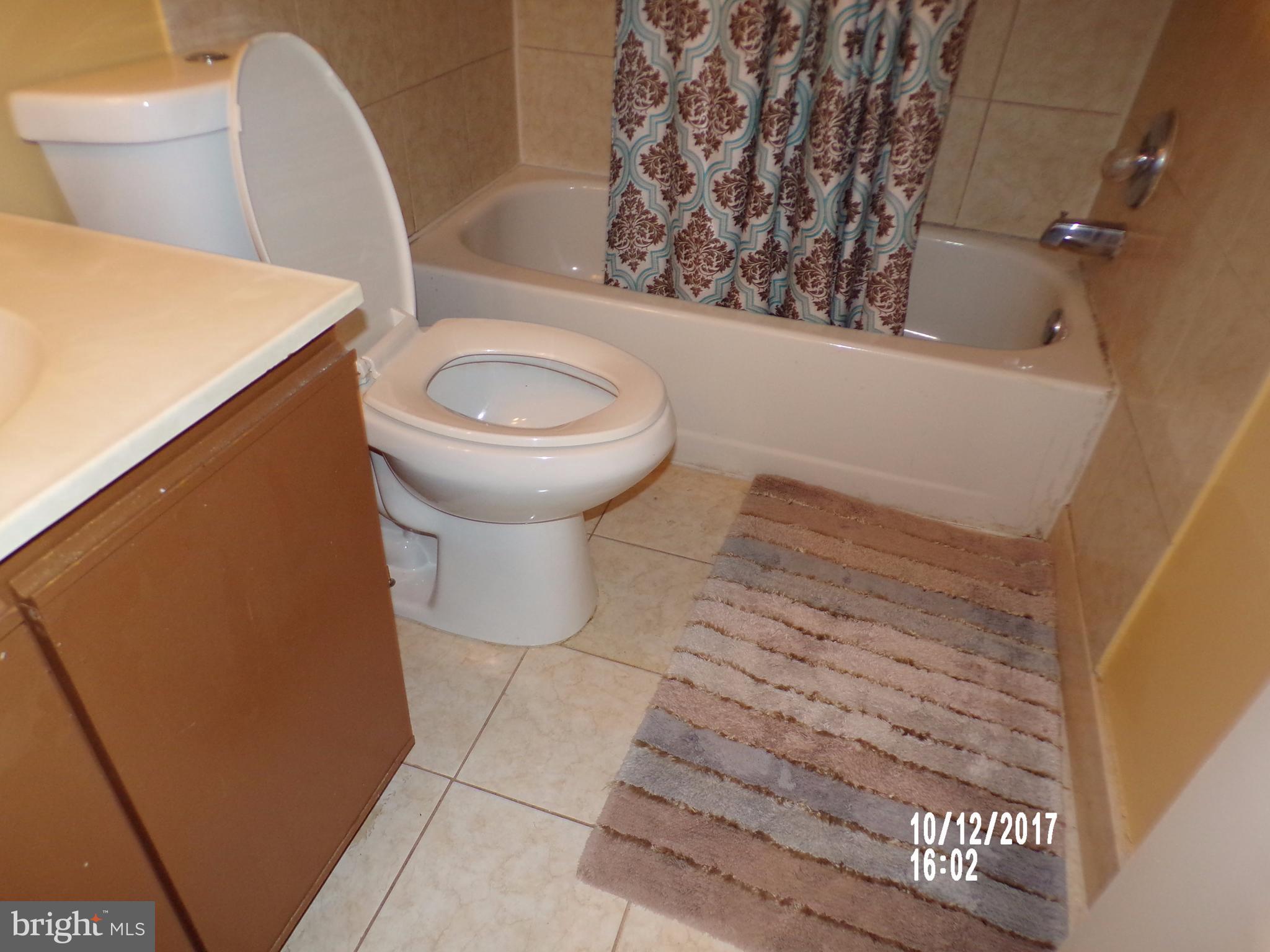 8635 Ritchboro Road District Heights, MD 20747 - Photo 6 of 9 Bath