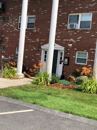 151 Providence Road, Unit 3 Grafton, MA 01519 - Photo 5 of 28 Gallery Image 5
