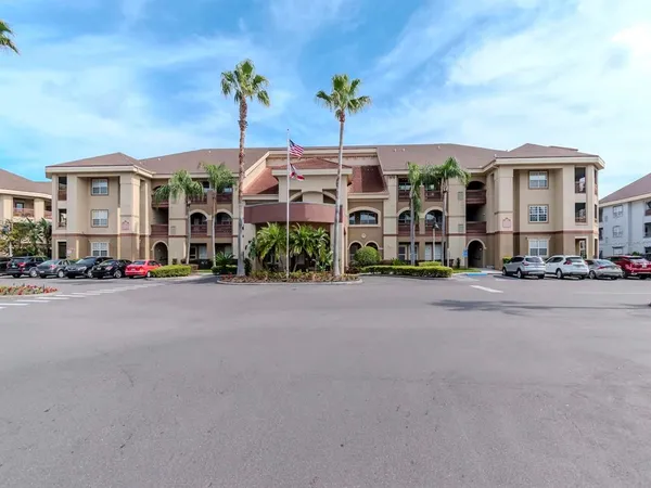 $239,999 | 1429 Villa Capri Circle, Unit 306, Odessa, FL 33556