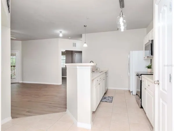 $239,999 | 1429 Villa Capri Circle, Unit 306, Odessa, FL 33556