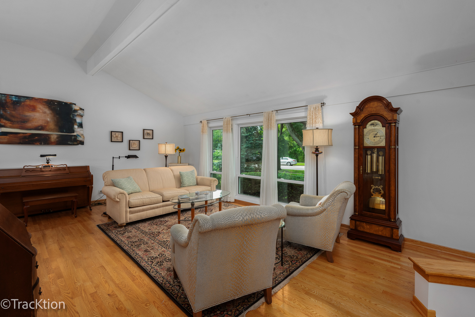 116 Pembroke Road Naperville, IL 60540 - Photo 4 of 22 Gallery Image 4