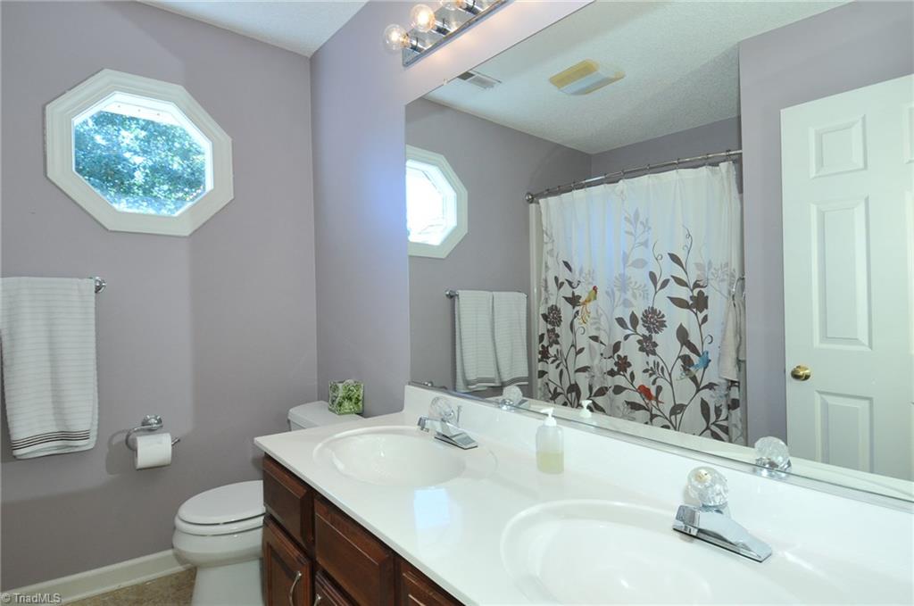 1613 Slane Road Clemmons, NC 27012 - Photo 14 of 22