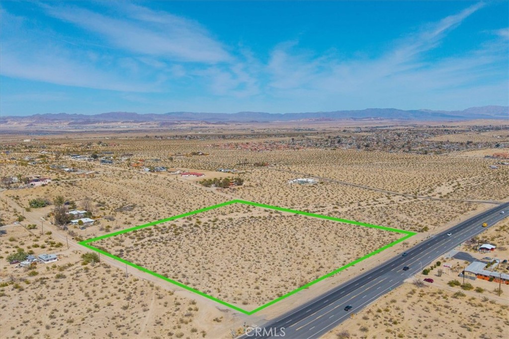 2323 29 Palms Highway Twentynine Palms, CA 92277 - Photo 12 of 26