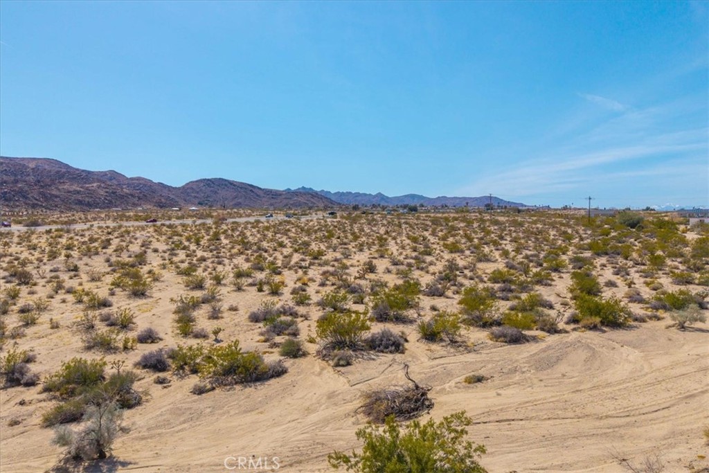 2323 29 Palms Highway Twentynine Palms, CA 92277 - Photo 4 of 26