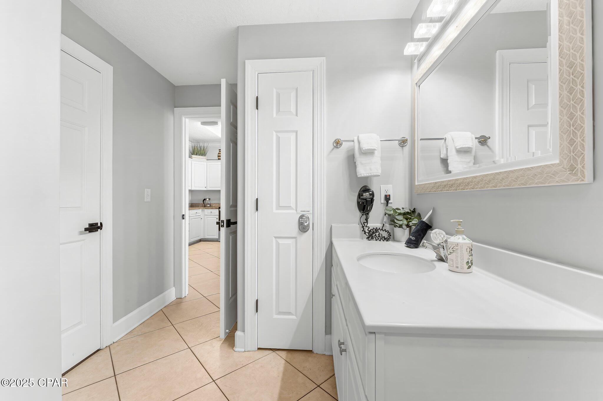 10519 Front Beach Road, Unit 2204B Panama City Beach, FL 32408 - Photo 14 of 28