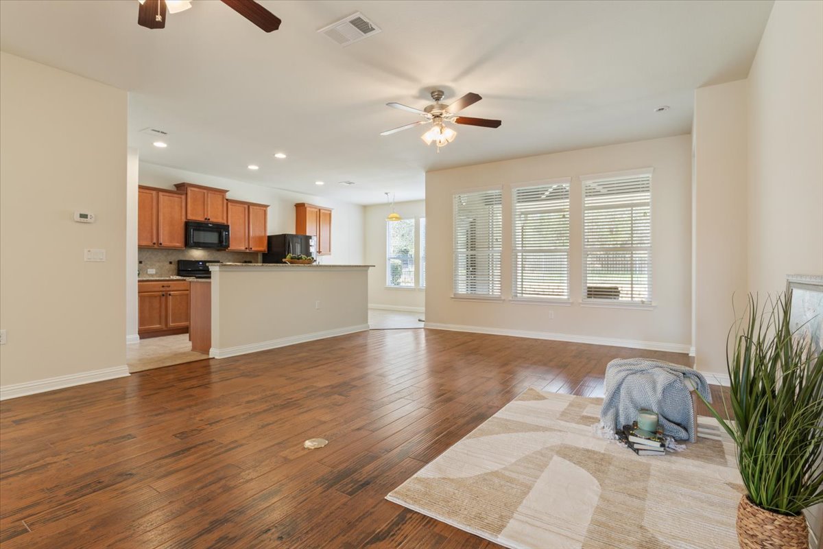 108 Cathedral Mountain Pass Georgetown, TX 78633 - Photo 10 of 36