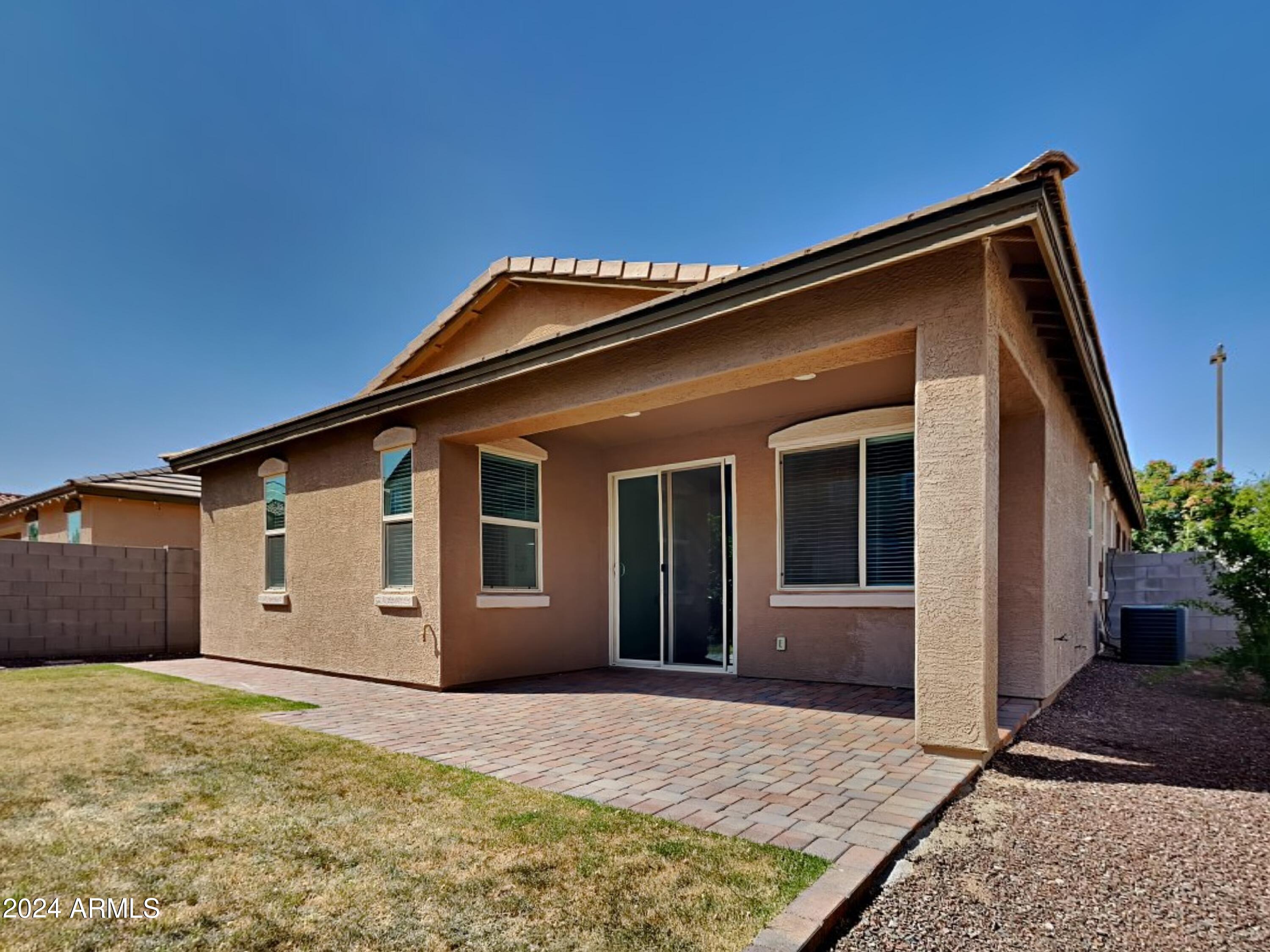 21233 West Berkeley Road Buckeye, AZ 85396 - Photo 19 of 20 18_Image_zlGR5xYdBG