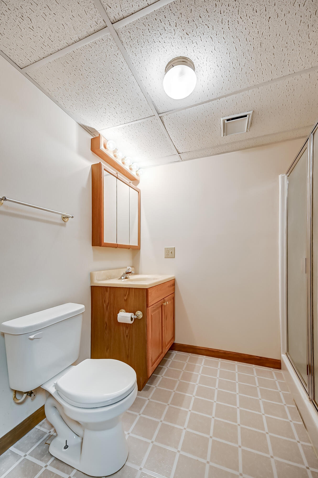 1065 Spring Falls Avenue Springfield, OH 45502 - Photo 49 of 68