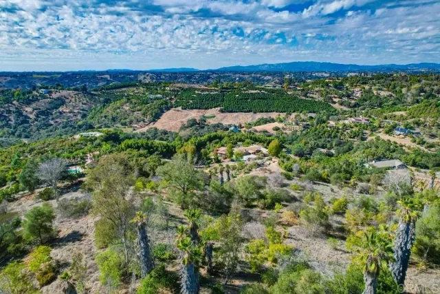 $600,000 | Lupine, Irvine, CA 92604