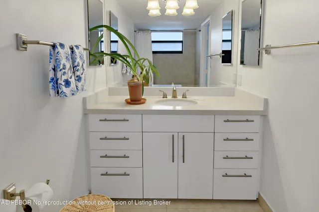 $3,470 | 2860 South Ocean Boulevard, Unit 311, Palm Beach, FL 33480