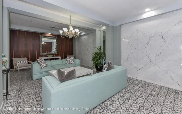 $3,470 | 2860 South Ocean Boulevard, Unit 311, Palm Beach, FL 33480