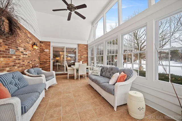 $850,000 | 730 Persimmon Drive, St. Charles, IL 60174