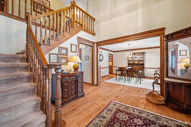 $850,000 | 730 Persimmon Drive, St. Charles, IL 60174