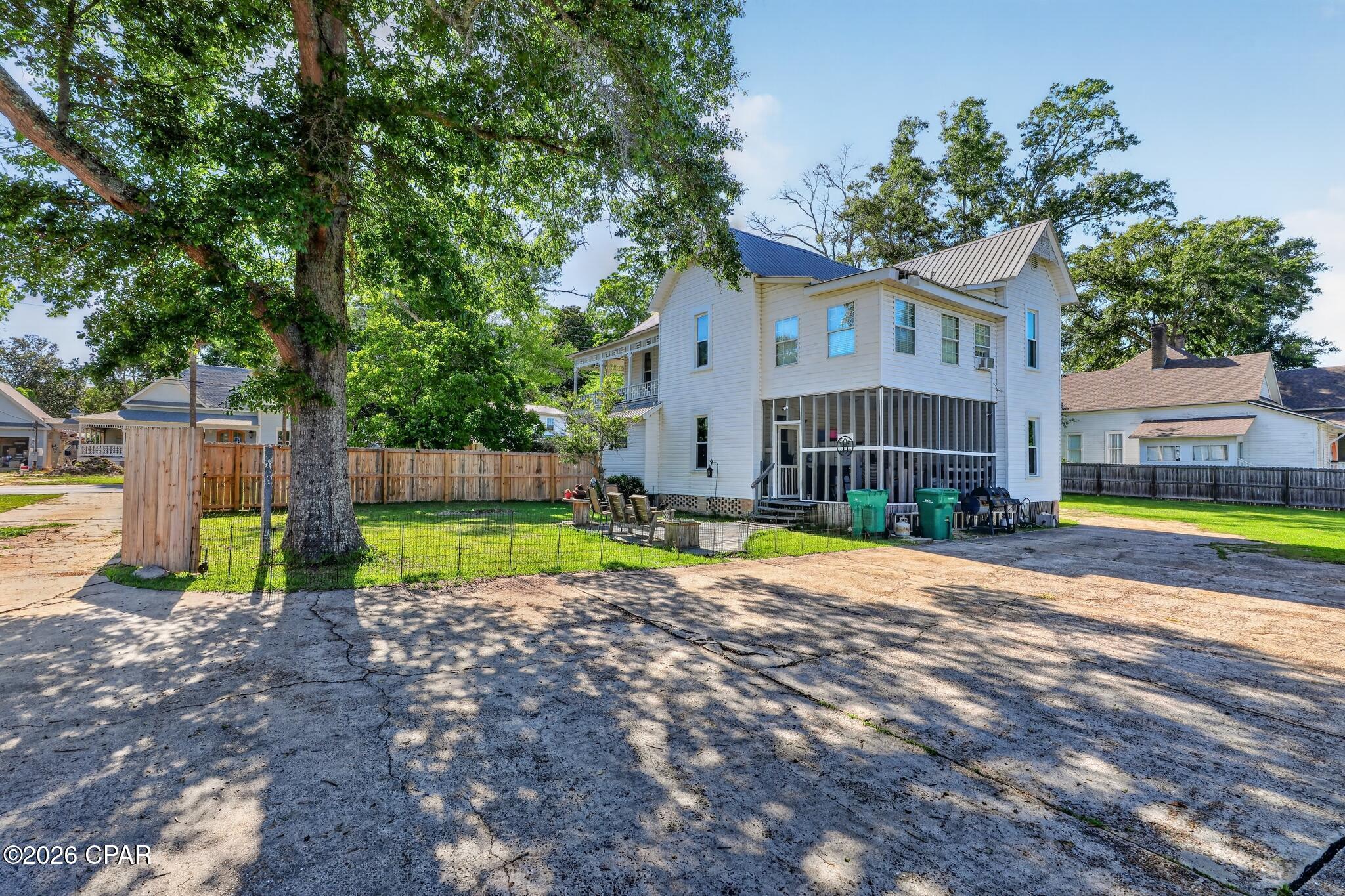 873 Main Street Chipley, FL 32428 - Photo 27 of 35