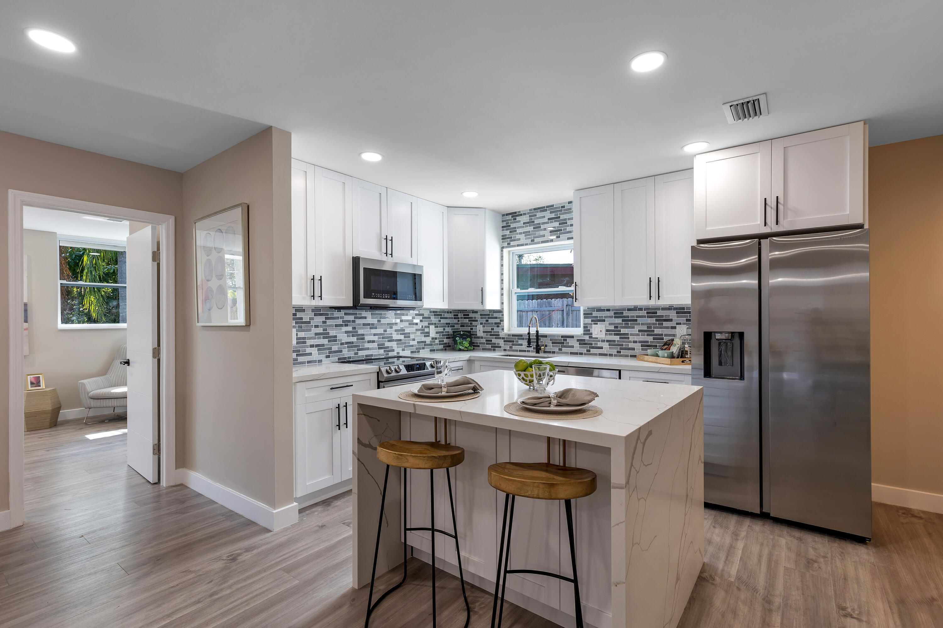 463 Manchester Street Boca Raton, FL 33487 - Photo 7 of 12 Kitchen