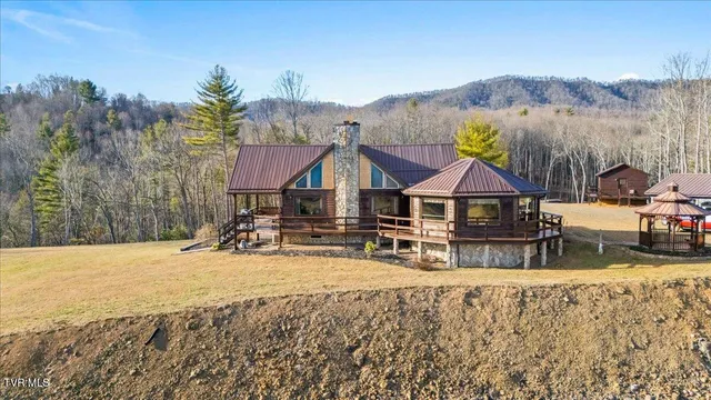 $749,000 | 620 Swift Hollow Lane, Mountain City, TN 37683