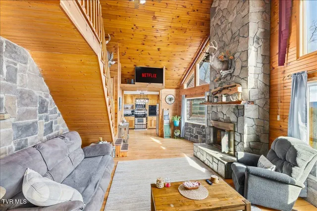 $749,000 | 620 Swift Hollow Lane, Mountain City, TN 37683