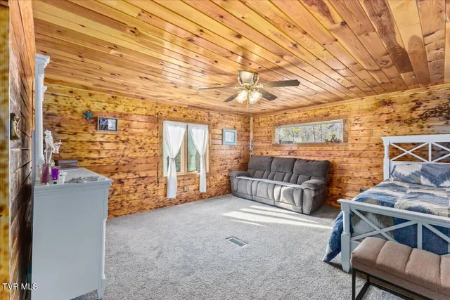 $749,000 | 620 Swift Hollow Lane, Mountain City, TN 37683