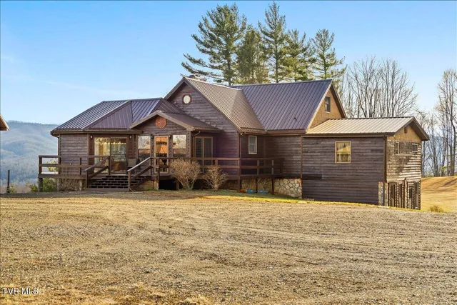 $749,000 | 620 Swift Hollow Lane, Mountain City, TN 37683