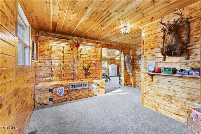 $749,000 | 620 Swift Hollow Lane, Mountain City, TN 37683