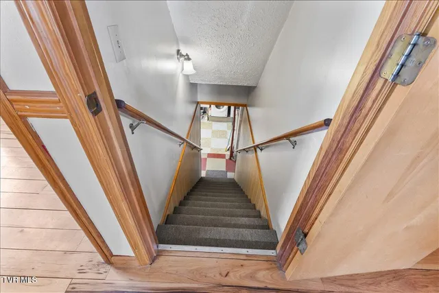 $749,000 | 620 Swift Hollow Lane, Mountain City, TN 37683