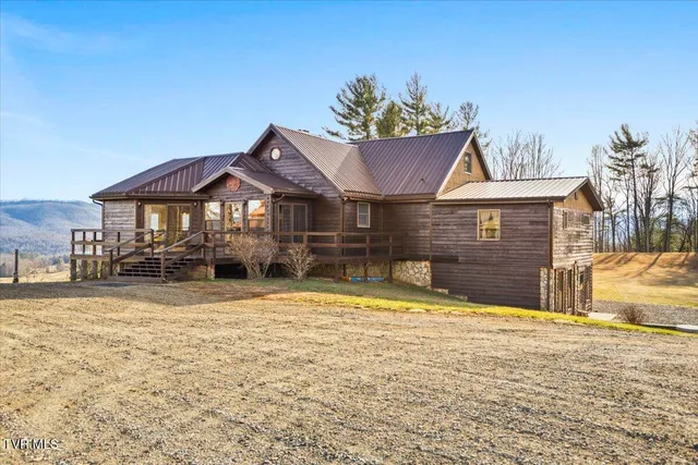 $749,000 | 620 Swift Hollow Lane, Mountain City, TN 37683