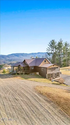 $749,000 | 620 Swift Hollow Lane, Mountain City, TN 37683