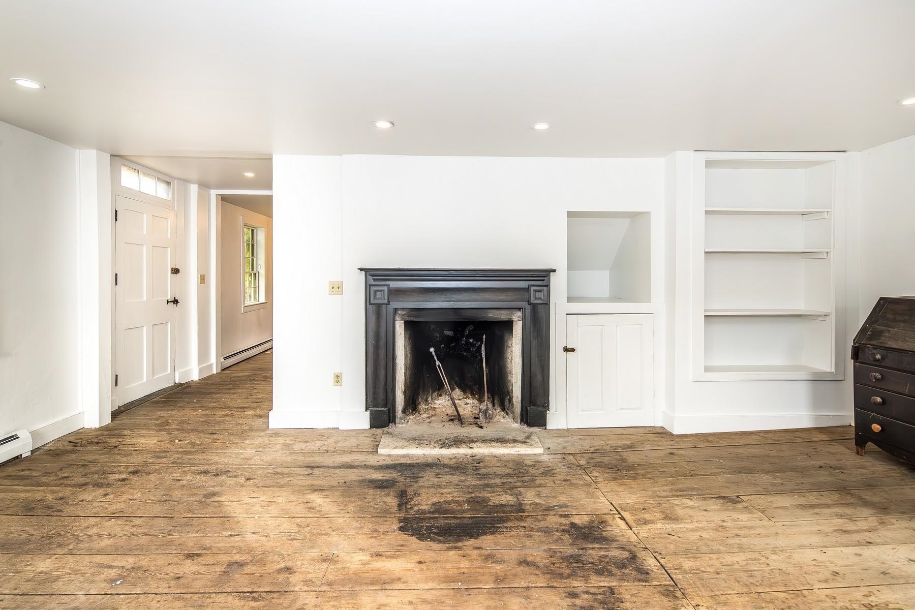 127 Clarendon Springs Lane Clarendon, VT 05777 - Photo 13 of 36