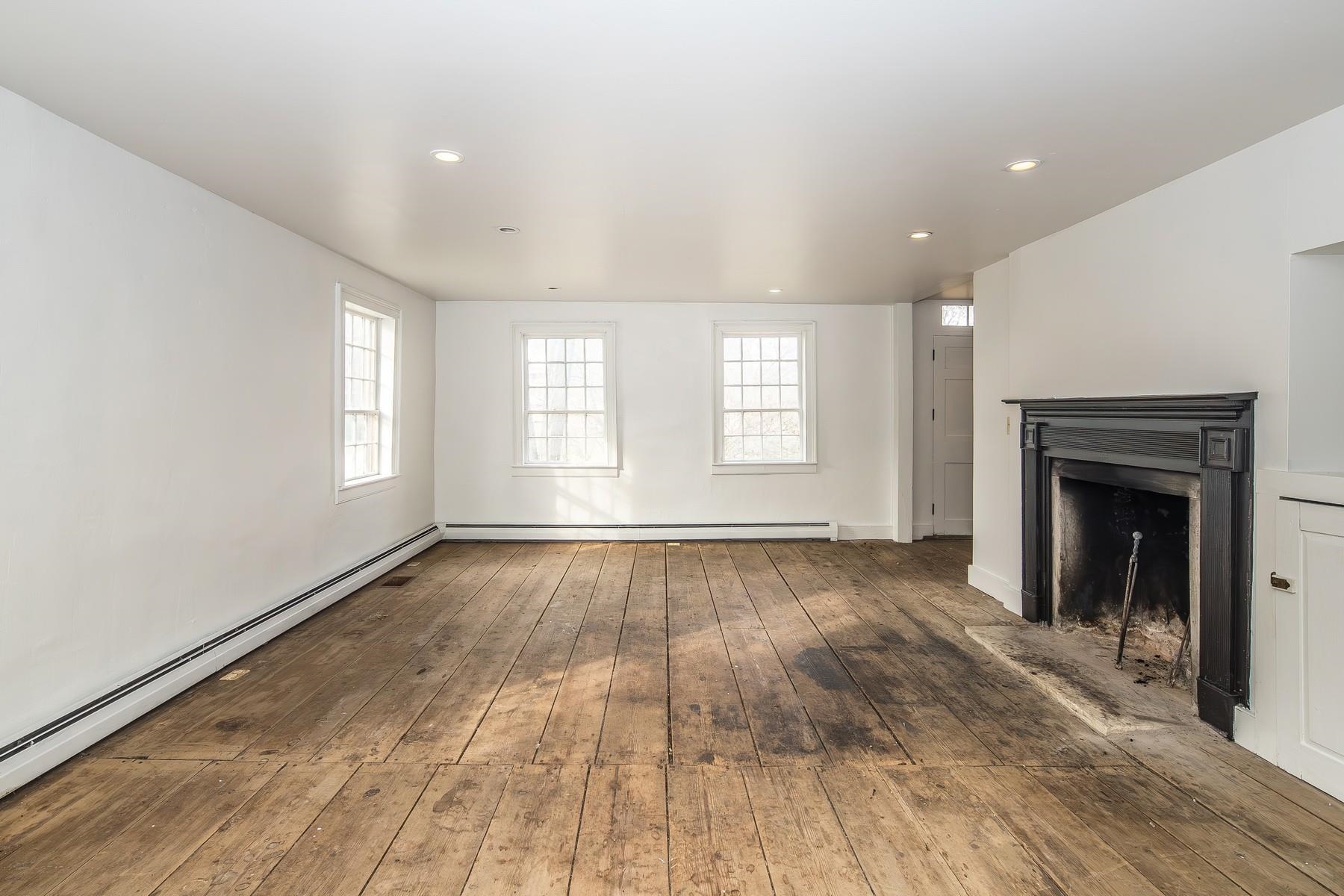 127 Clarendon Springs Lane Clarendon, VT 05777 - Photo 14 of 36