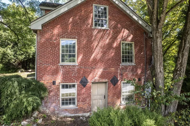 $295,000 | 127 Clarendon Springs Lane, Clarendon, VT 05777