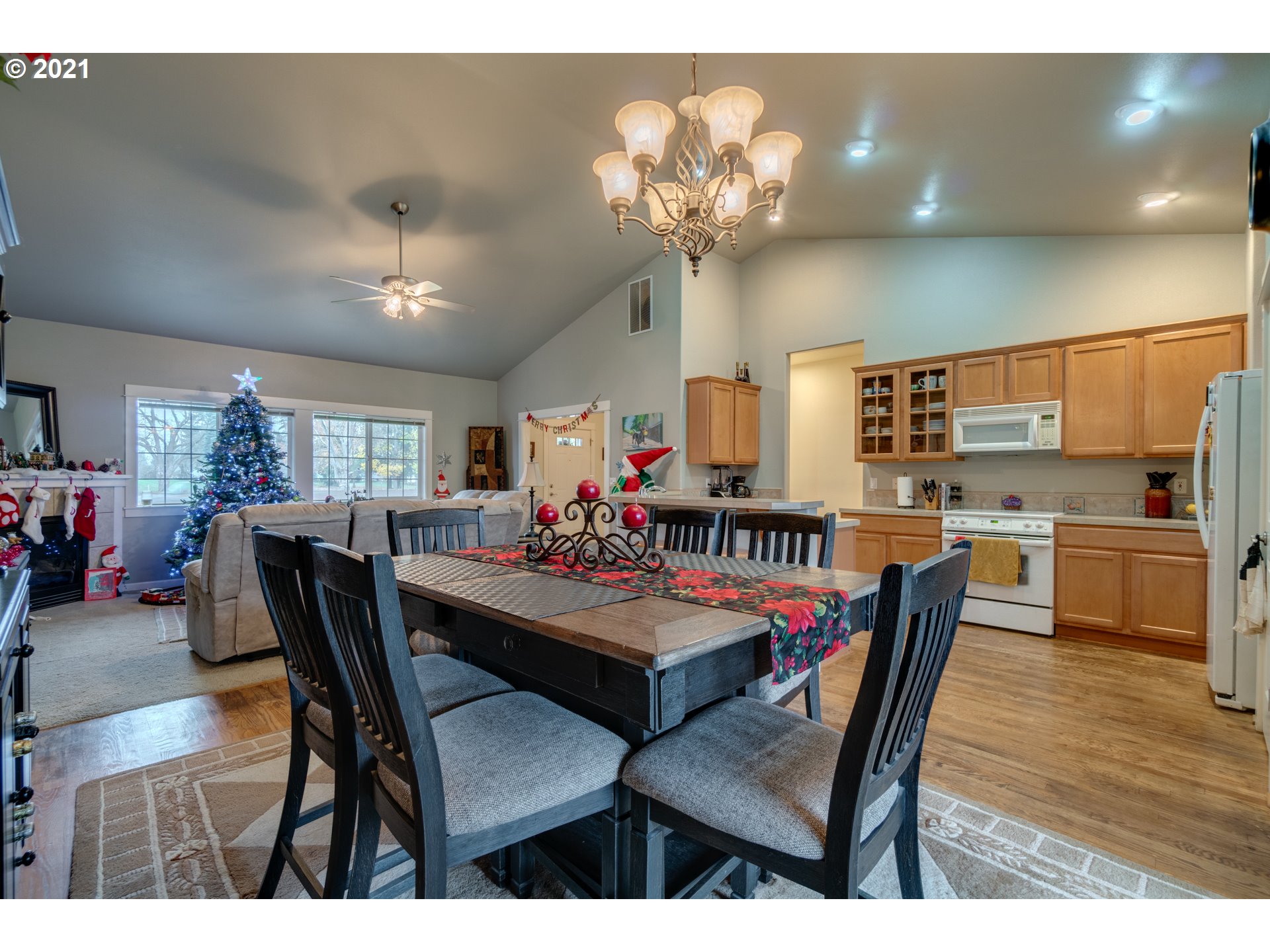 217 Northwest Territorial Road Canby, OR 97013 - Photo 12 of 29 Gallery Image 12