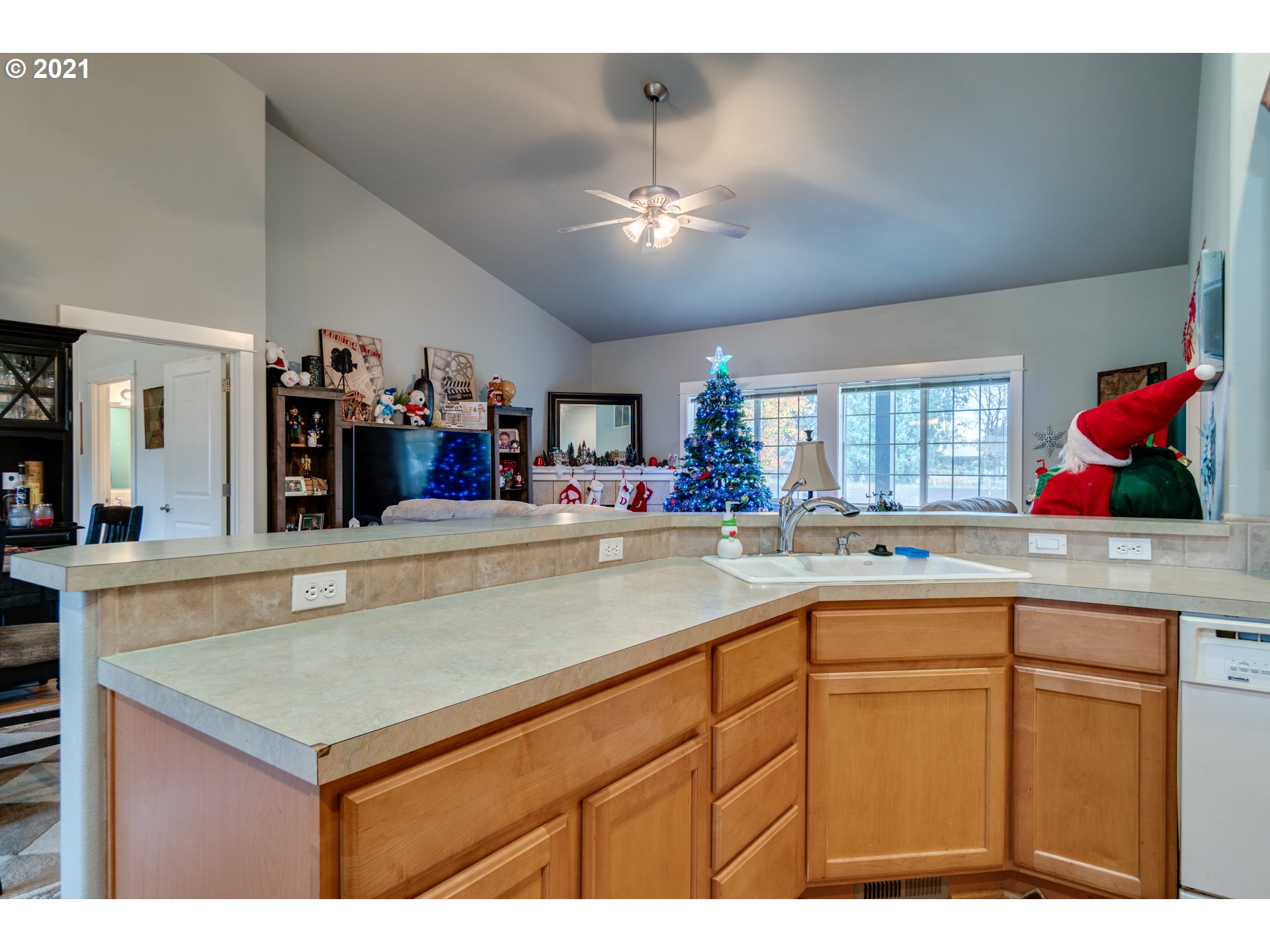217 Northwest Territorial Road Canby, OR 97013 - Photo 15 of 29 Gallery Image 15