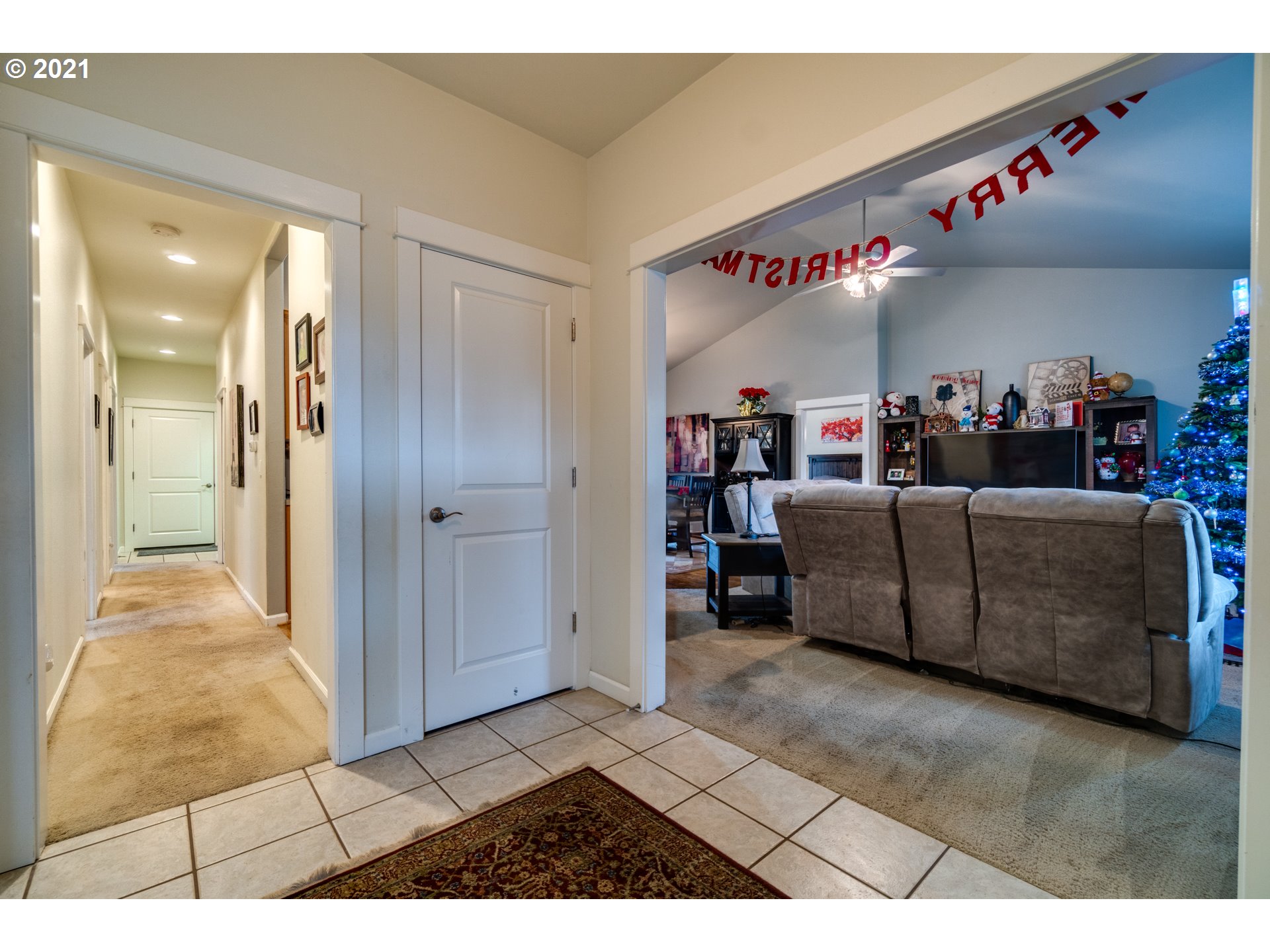 217 Northwest Territorial Road Canby, OR 97013 - Photo 8 of 29 Gallery Image 8