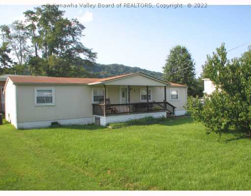1 2nd Street Winfield, WV 25213 - Photo 1 of 4 Exterior Front.