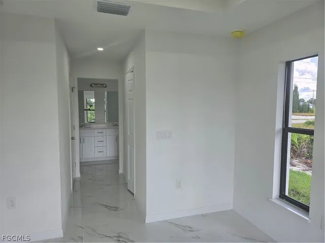 $1,950 | 2707 30th Street Southwest, Lehigh Acres, FL 33976