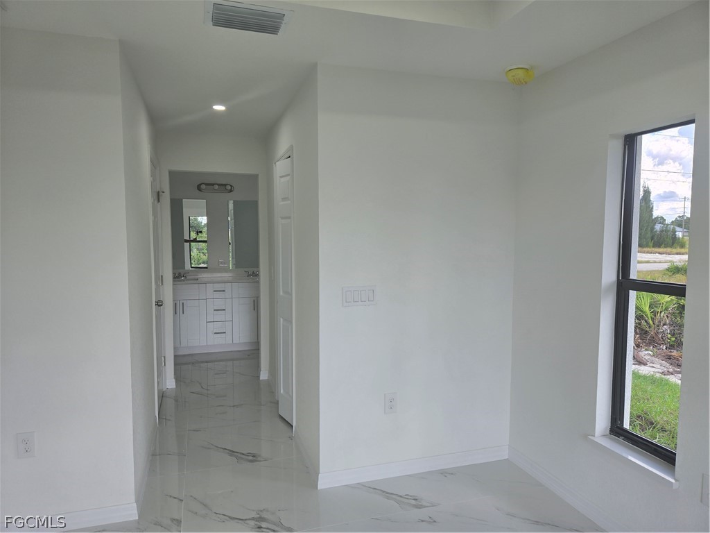 2707 30th Street Southwest Lehigh Acres, FL 33976 - Photo 19 of 27