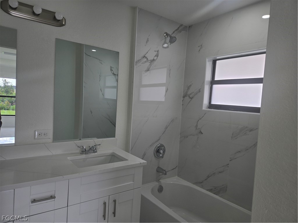 2707 30th Street Southwest Lehigh Acres, FL 33976 - Photo 20 of 27