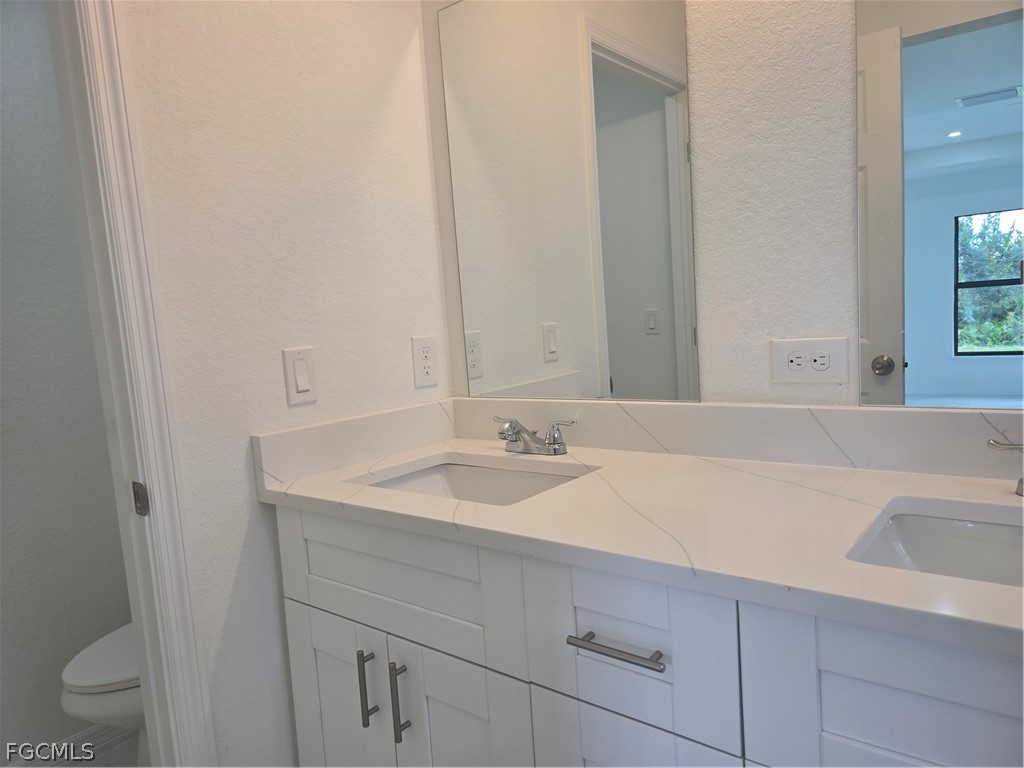 2707 30th Street Southwest Lehigh Acres, FL 33976 - Photo 23 of 27