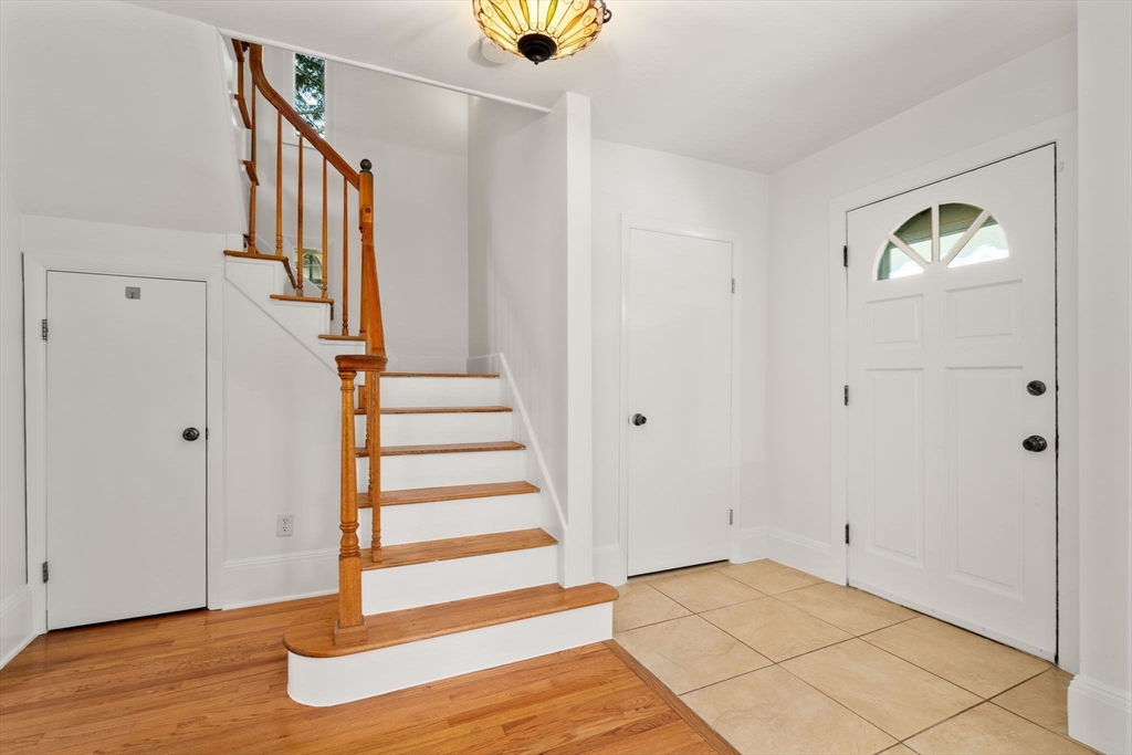 81 Brook Road, Unit 81 Weston, MA 02493 - Photo 17 of 35