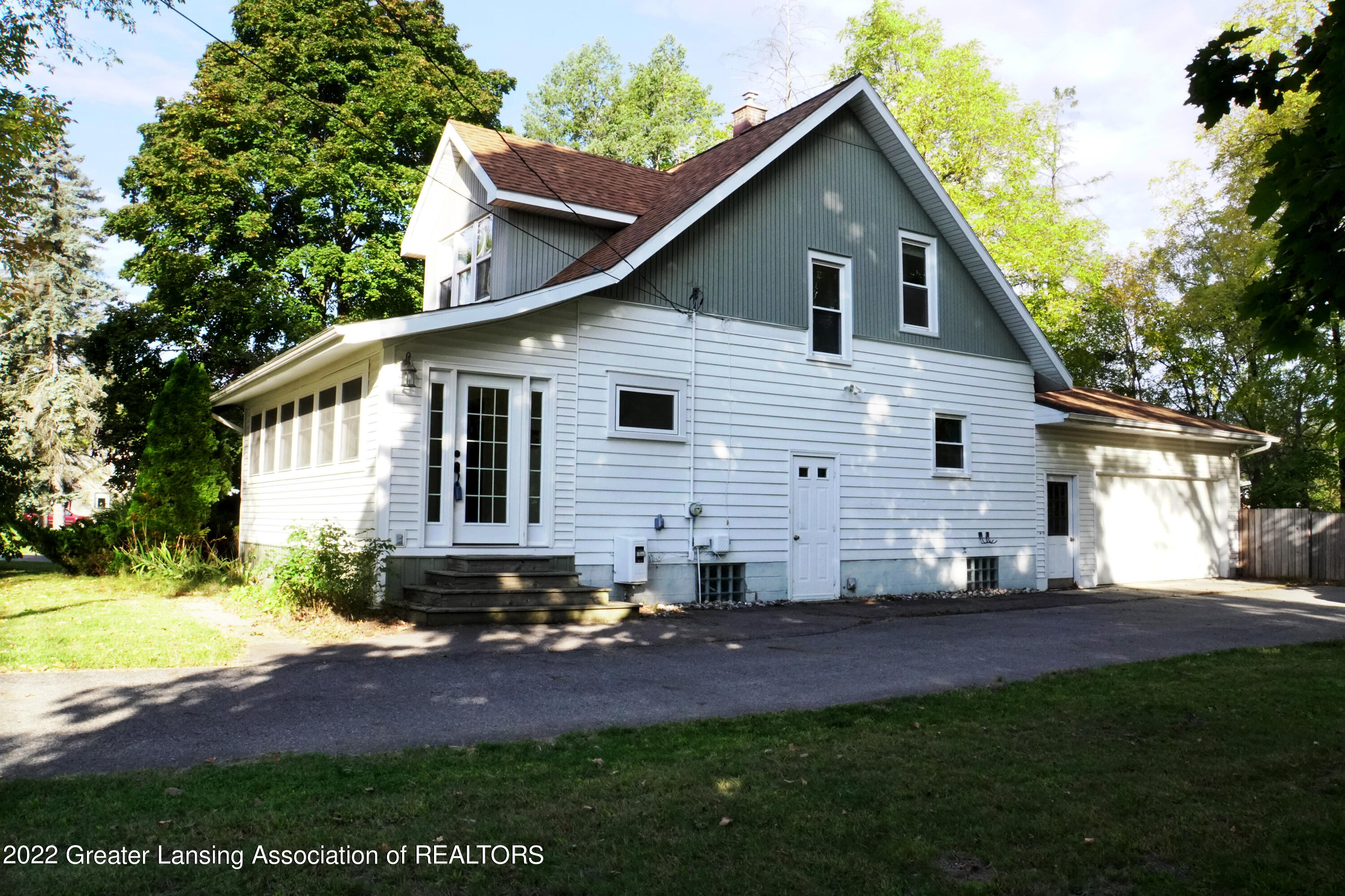 4322 Keller Road Holt, MI 48842 - Photo 2 of 21 Exterior East side