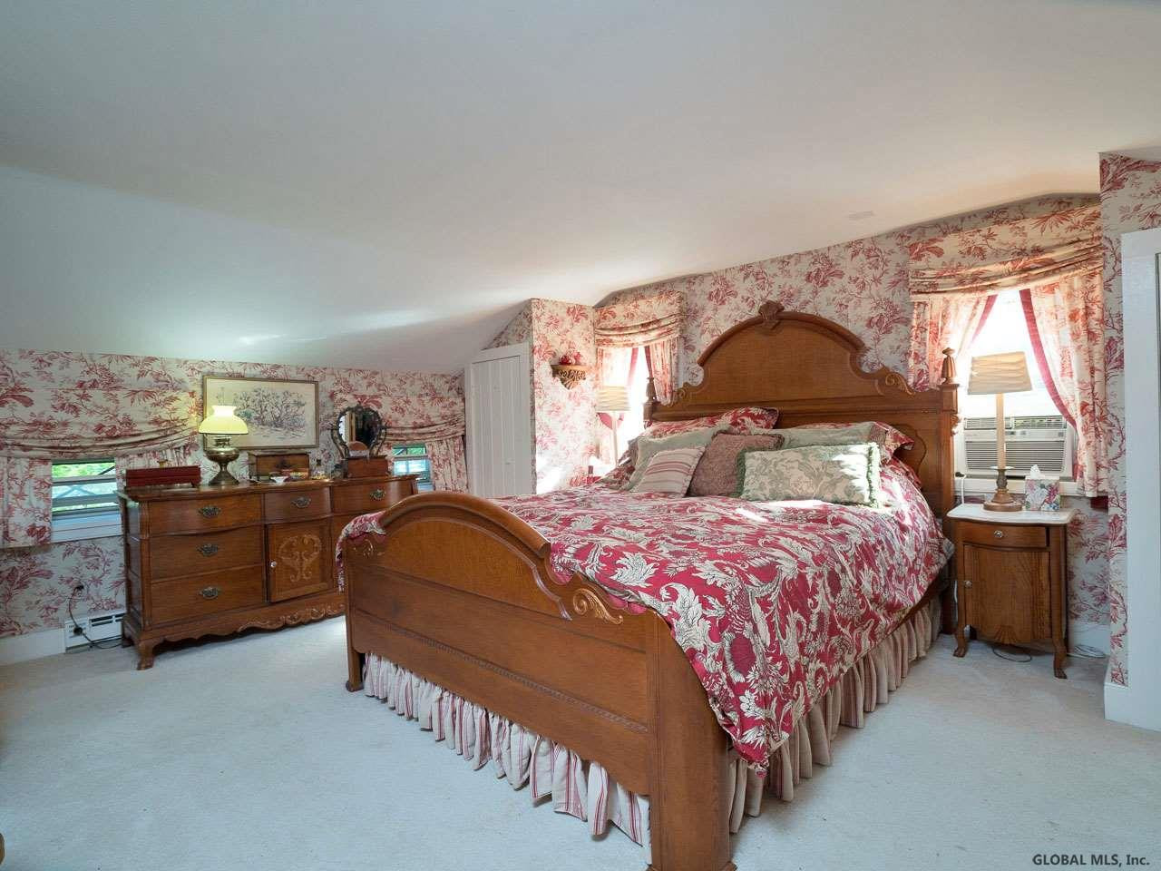 1707 Crescent Road Rexford, NY 12148 - Photo 12 of 25 Photo 12