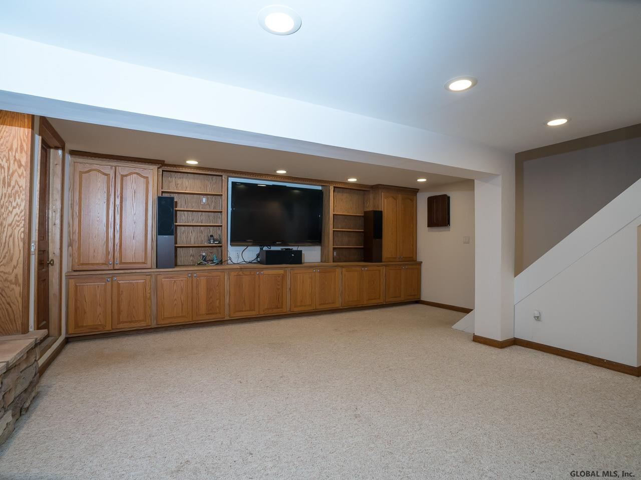 1707 Crescent Road Rexford, NY 12148 - Photo 18 of 25 Photo 18