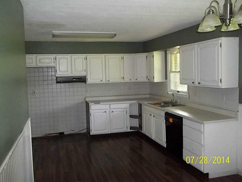 4525 Broadway Road Springfield, OH 45502 - Photo 4 of 15
