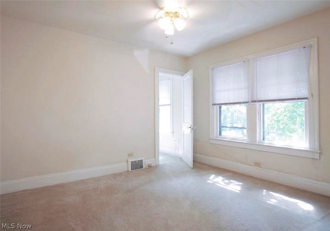 2954 East Derbyshire Road Cleveland, OH 44118 - Photo 17 of 22 Second Floor