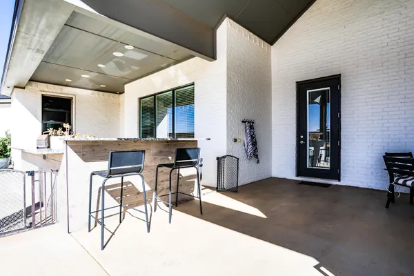 $974,000 | 16602 County Road 1940, Lubbock, TX 79424