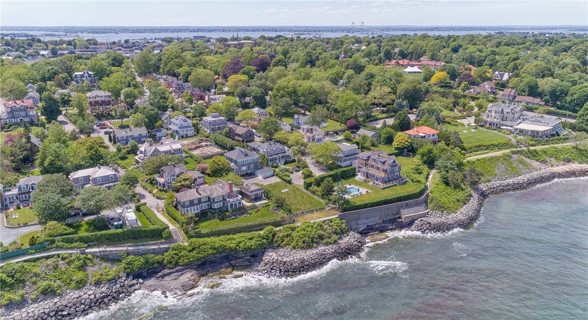 9 Cliff Terrace Newport, RI 02840 - Photo 40 of 40 Short stroll to the Chanler at Cliff Walk